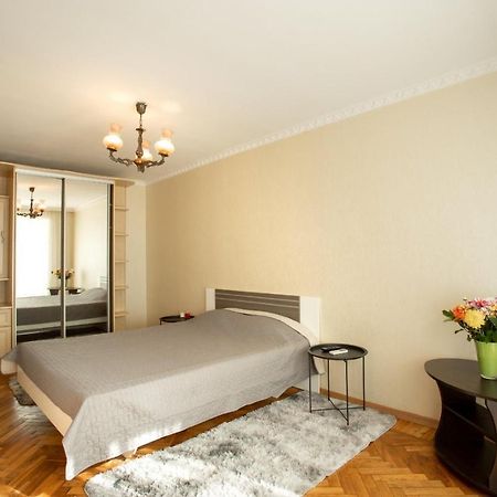 Cosy flat in the city centre Mykolajiw Exterior foto